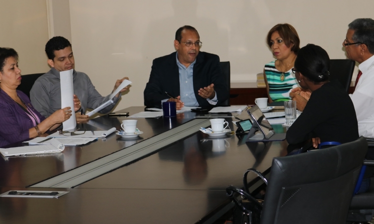 Reunión de acercamiento entre la Concertación y el Gabinete Social
