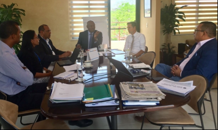 Representante del PNUD en Panamá conoce la propuesta de Plan Panamá 2030